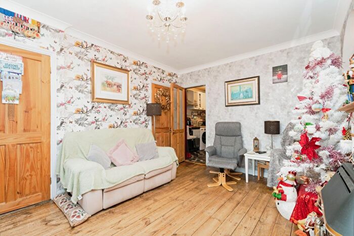 3 Bedroom End Of Terrace House For Sale In Foster Road, Norwich, Norfolk, NR3