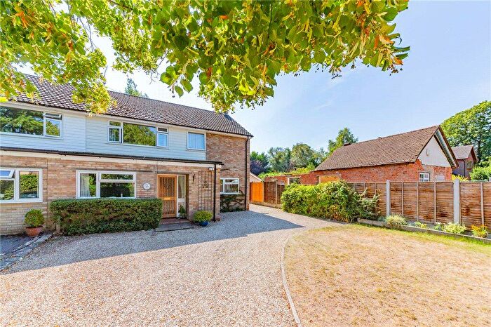 3 Bedroom Semi Detached House For Sale In Wood Lane, Fleet, Hampshire, GU51
