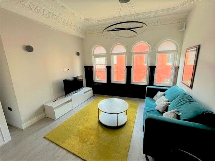 2 Bedroom Flat To Rent In Glovers Court, Preston, PR1