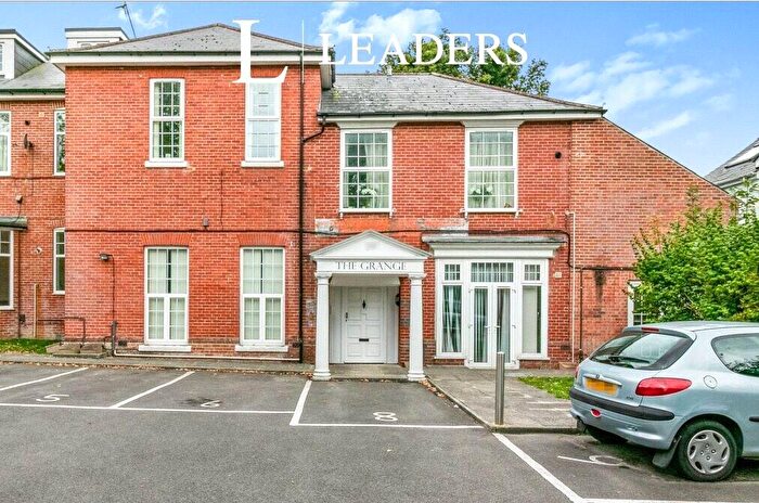 1 Bedroom Apartment For Sale In New Brighton Road, Emsworth, Hampshire, PO10