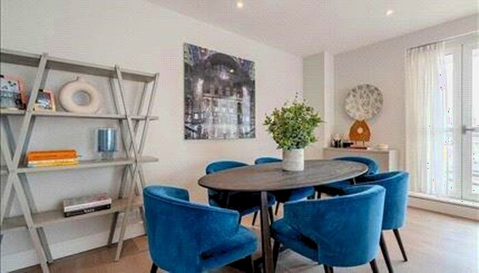 2 Bedroom Apartment To Rent In Westferry Road, London, E14