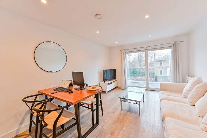 1 Bedroom Flat For Sale In Typographic Building, Clapham Road, Stockwell, London, SW9