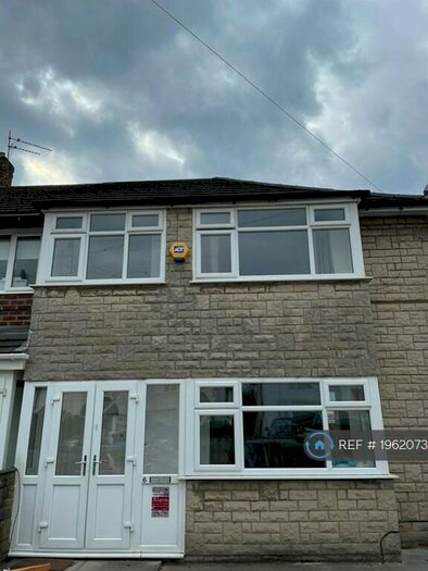 3 Bedroom Terraced House To Rent In Penroy Ave, Manchester, M20