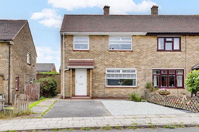 3 Bedroom Semi Detached House For Sale In Abbots Close, Daybrook, NG5