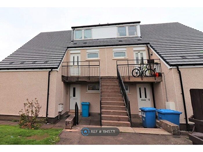 3 Bedroom Maisonette To Rent In Loch Trool Way, Whitburn, Bathgate, EH47