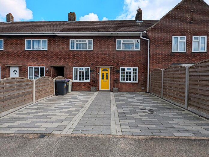 3 Bedroom Terraced House For Sale In St Bernards Avenue, Louth, LN11