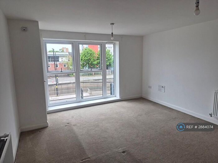1 Bedroom Flat To Rent In Smithfield House, Birmingham, B5