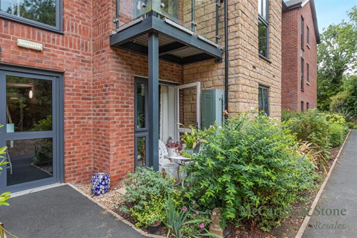 2 Bedroom Apartment For Sale In Saxon Gardens, Penn Street, Oakham, Rutland, LE15