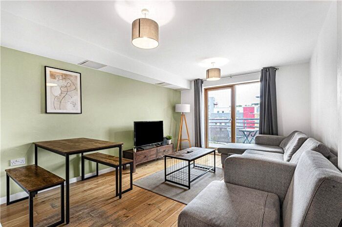 1 Bedroom Flat For Sale In Pancras Way, London, E3