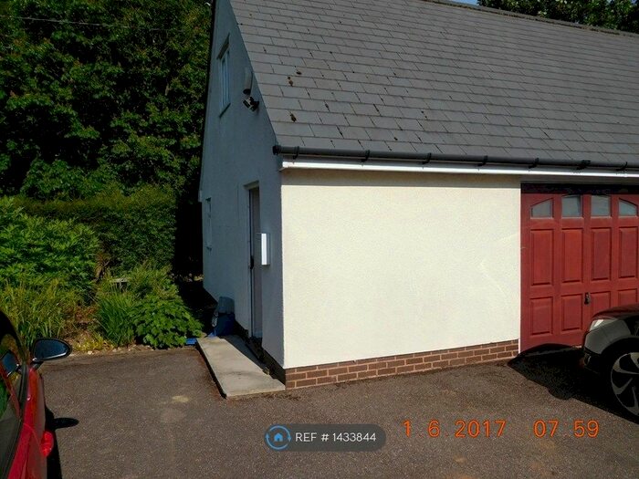 1 Bedroom Flat To Rent In Middle Hill House, Honiton, EX14
