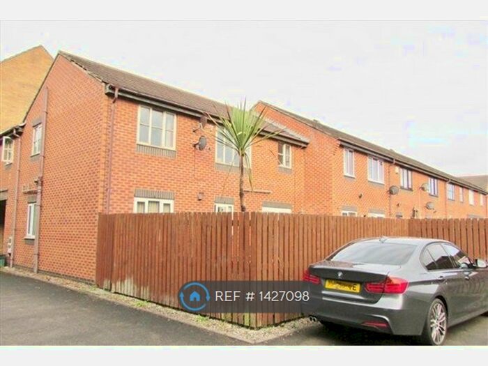 2 Bedroom Flat To Rent In Duddon Close, Morecambe, LA3