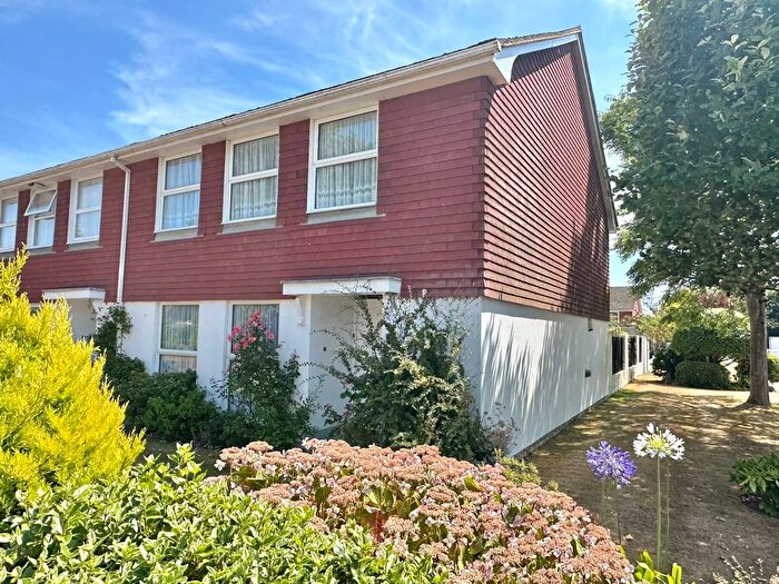 4 Bedroom Semi Detached House For Sale In Deans Court, Milford On Sea, Lymington, Hampshire, SO41