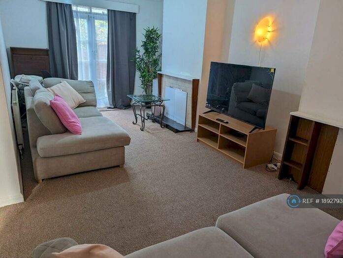 3 Bedroom Terraced House To Rent In Woodbrook Road, London, SE2