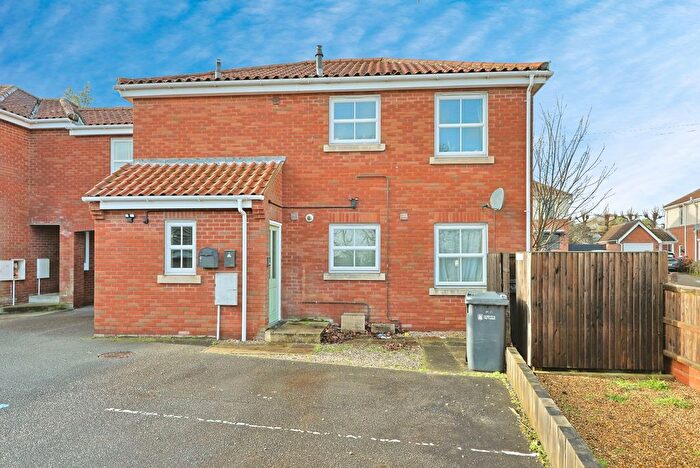 2 Bedroom Flat For Sale In Angel Road, Norwich, Norfolk, NR3