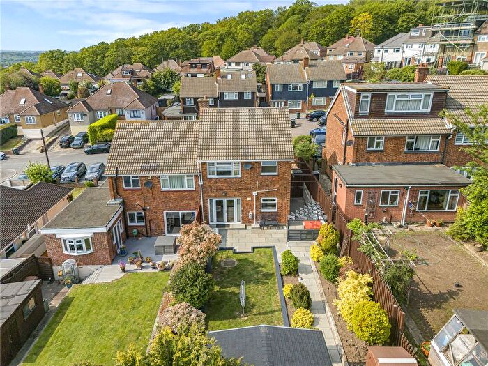 3 Bedroom Semi-Detached House For Sale In Coombfield Drive, Dartford, Kent, DA2