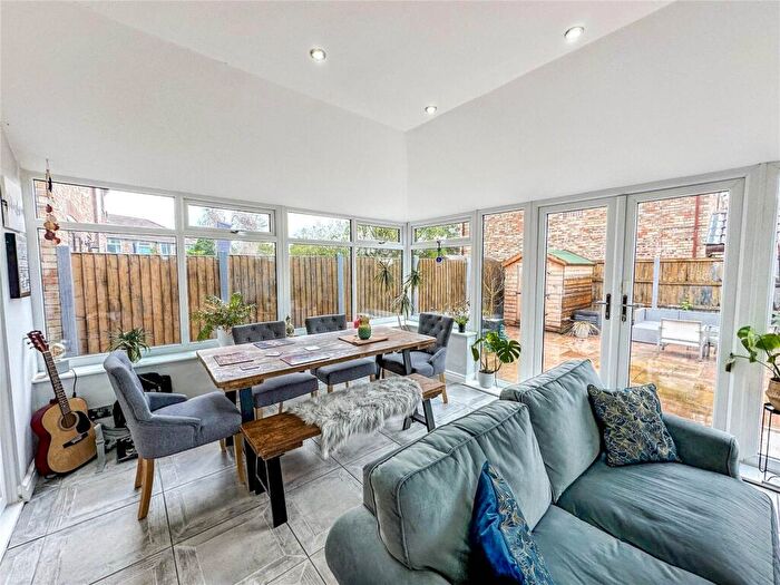 3 Bedroom Detached House To Rent In Montondale, Eccles, M30