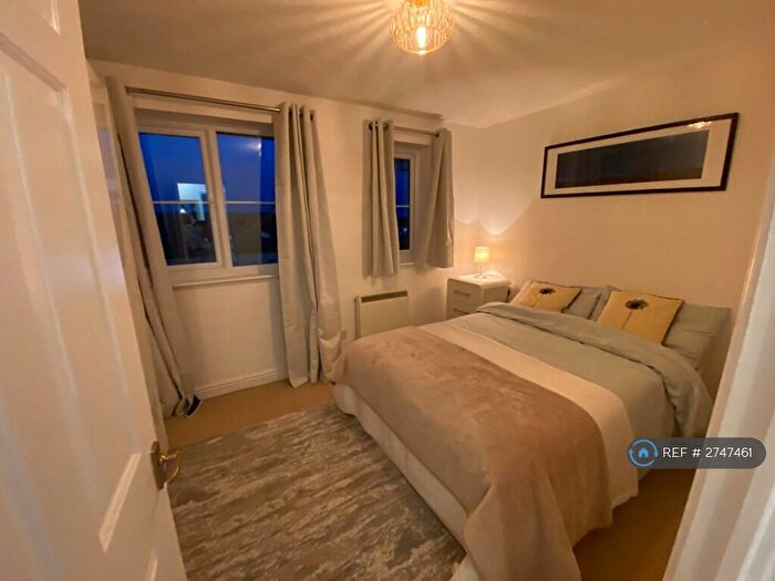 1 Bedroom Flat To Rent In Lucas Gardens, London, N2