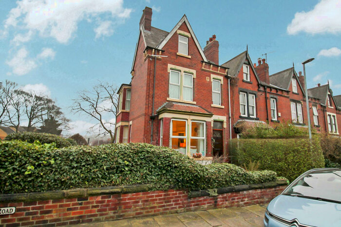 6 Bedroom End Of Terrace House To Rent In Hilton Road, Leeds, LS8