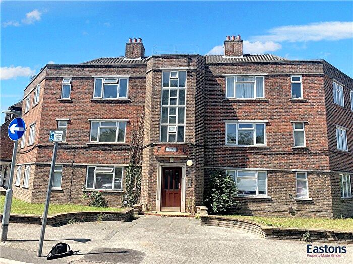 2 Bedroom Flat To Rent In Eastgate, Banstead, Surrey, SM7