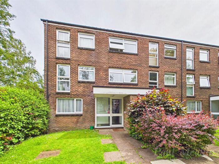 1 Bedroom Flat For Sale In Pixton Way, Croydon, CR0
