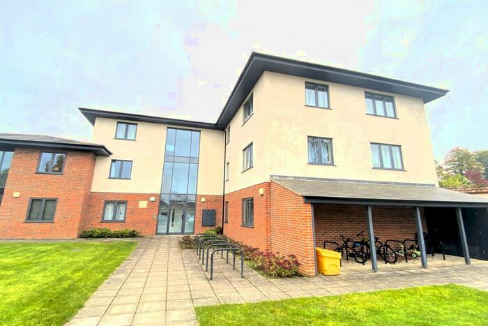 1 Bedroom Apartment To Rent In Hatch Warren, RG22