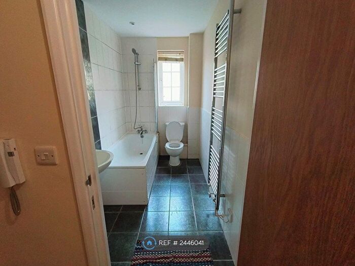 1 Bedroom Flat To Rent In William Court, Luton, LU3