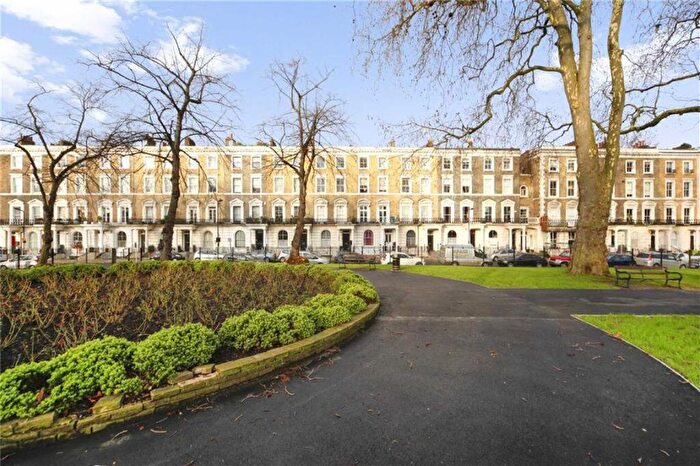 1 Bedroom Flat To Rent In Oakley Square, Camden, NW1
