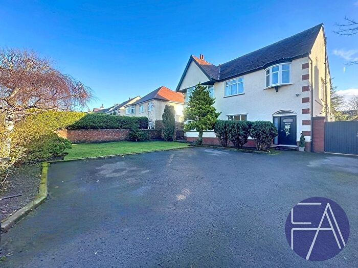 5 Bedroom Detached House For Sale In Brocklebank Road, Southport, Merseyside, PR9