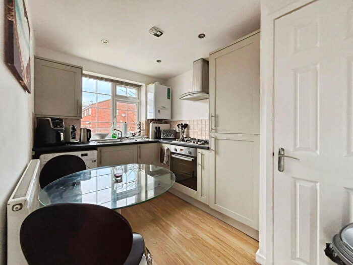 2 Bedroom End Of Terrace House To Rent In Greenacre Close, Swanley, BR8