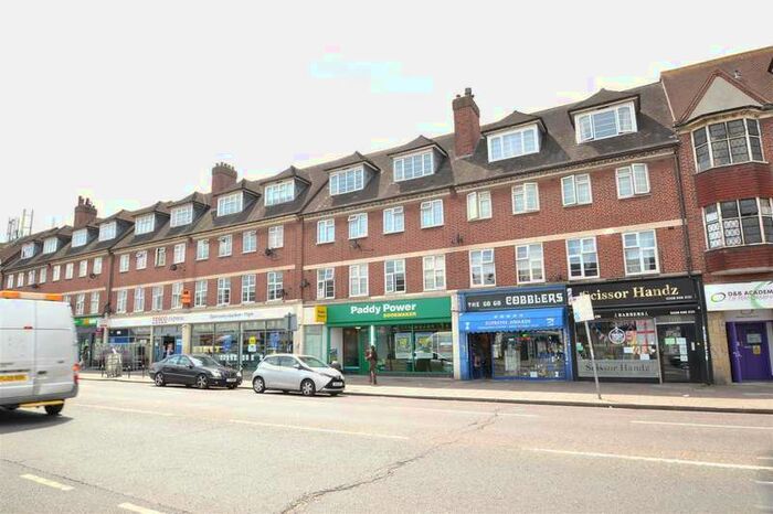 2 Bedroom Flat To Rent In Bromley Road, Bromley, BR1