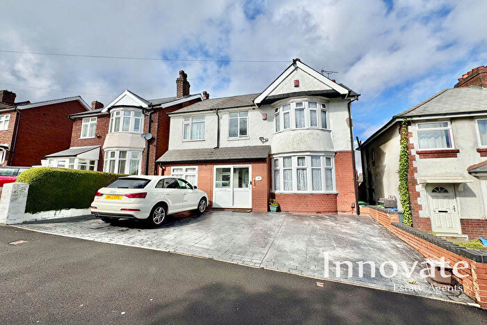 5 Bedroom Detached House To Rent In Florence Road, Oldbury, B69
