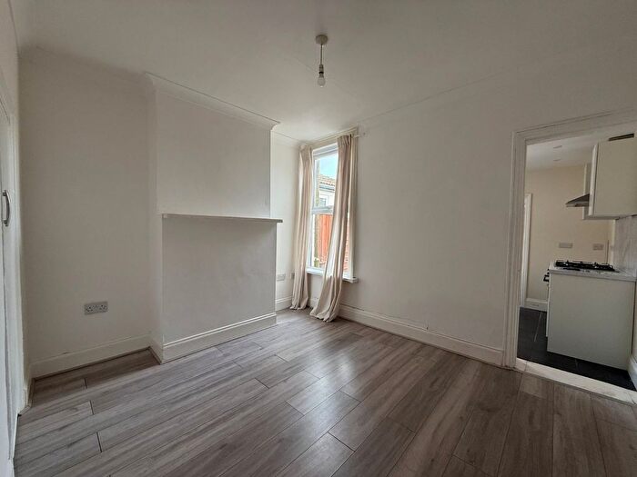 2 Bedroom Terraced House To Rent In Havant Road, Portsmouth, Hampshire, PO2