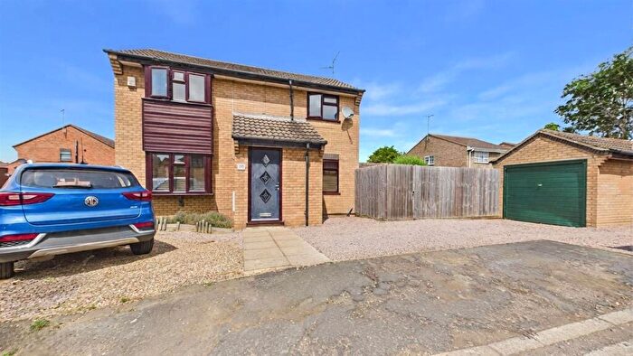 3 Bedroom Detached House For Sale In Swift Close, Deeping St James, PE6