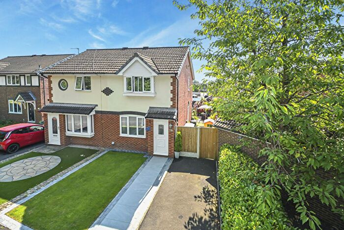 2 Bedroom Semi Detached House For Sale In Miry Lane, Westhoughton, Bolton, BL5