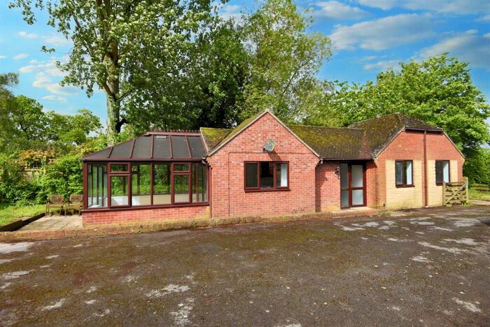 1 Bedroom Detached Bungalow For Sale In Back Lane, Kingston, Sturminster Newton, DT10