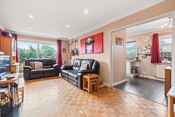 3 Bedroom Semi-Detached House For Sale In Willow Ridge, Turners Hill, RH10