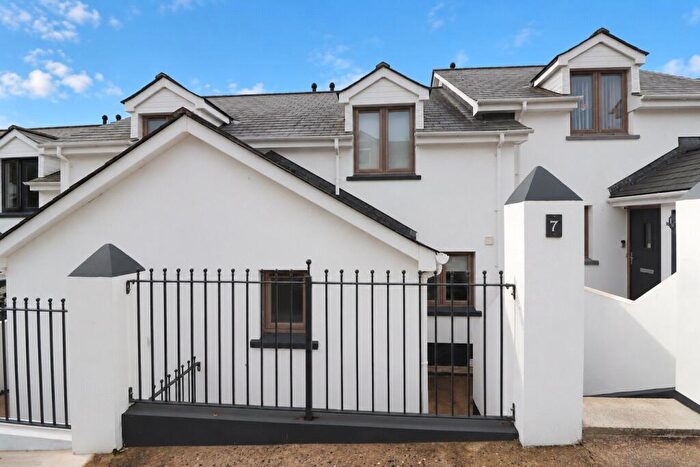 3 Bedroom Terraced House For Sale In Valley End, Bideford, Devon, EX39
