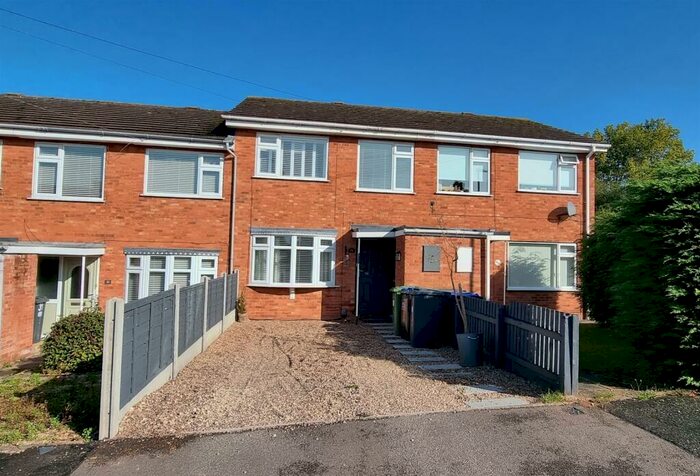 3 Bedroom Terraced House To Rent In Spa View, Whitnash, Leamington Spa, CV31