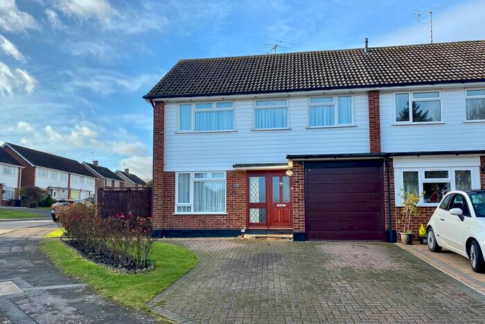 4 Bedroom Semi-Detached House To Rent In Jarvis Field, Little Baddow CM3