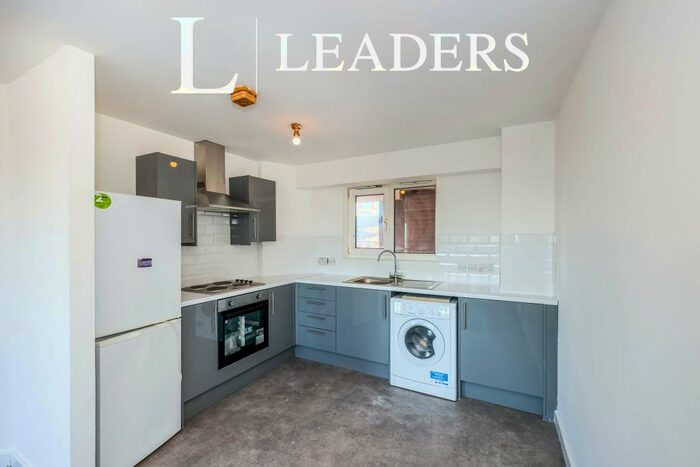 2 Bedroom Apartment To Rent In Nancy Road, Fratton, PO1