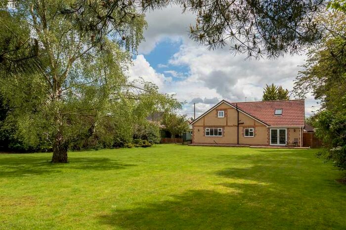 4 Bedroom Detached Bungalow For Sale In Sands Lane, Rillington, Malton, YO17