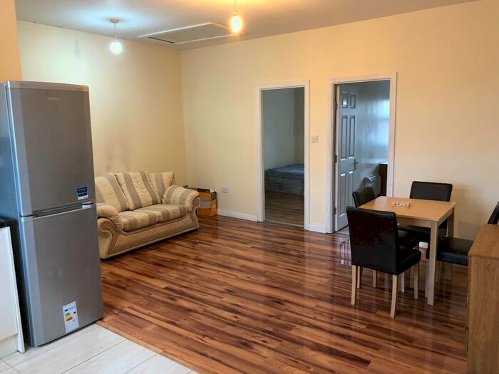 2 Bedroom Flat To Rent In John Ashworth Street, Rochdale OL12