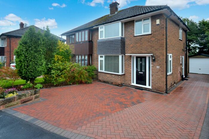 3 Bedroom Semi-Detached House To Rent In Meadway, Bramhall, Stockport, SK7