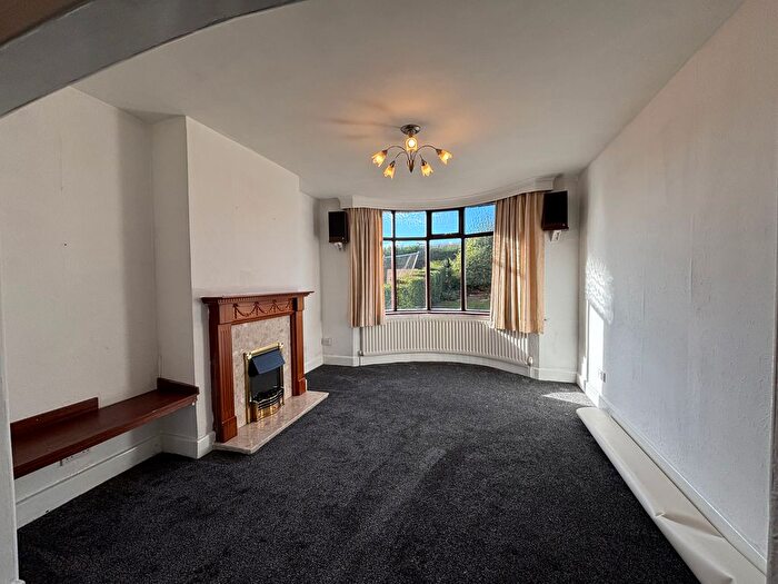 3 Bedroom Semi-Detached House To Rent In East Bawtry Road, Rotherham, S60
