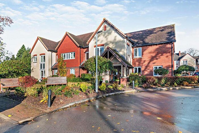 2 Bedroom Apartment For Sale In Charter Court, Retford, DN22
