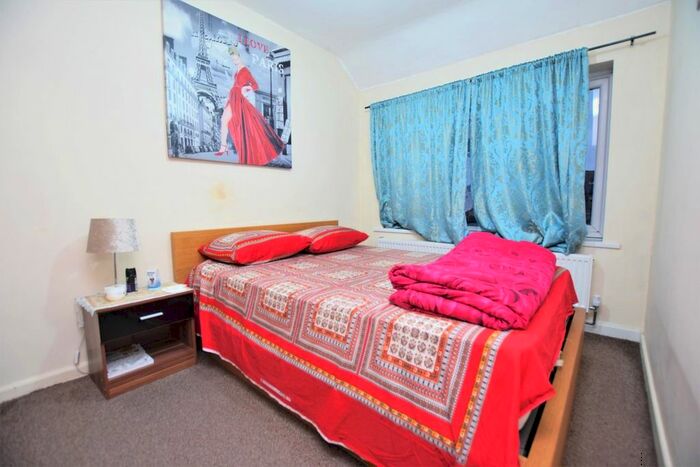 3 Bedroom Property To Rent In Romsey Road, Dagenham, RM9