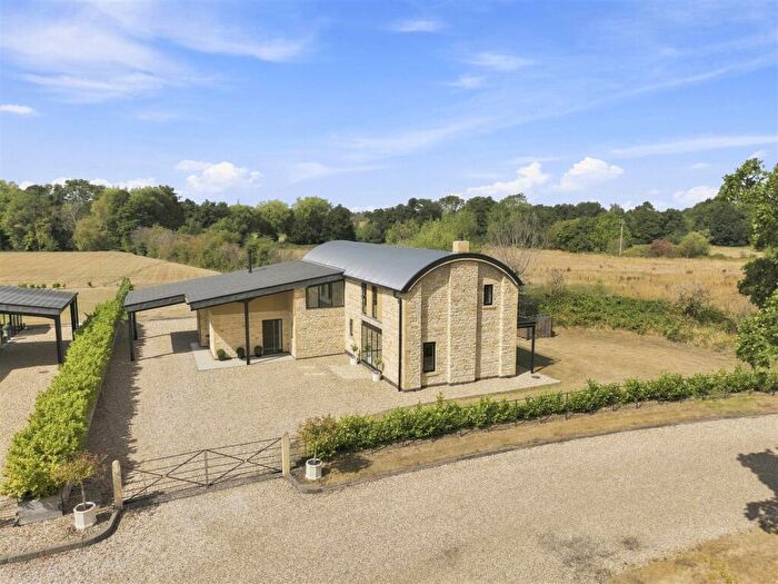 5 Bedroom Barn Conversion For Sale In Warwick Road, Knowle, B93