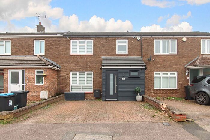 3 Bedroom Terraced House For Sale In Saturn Way, Hemel Hempstead, HP2