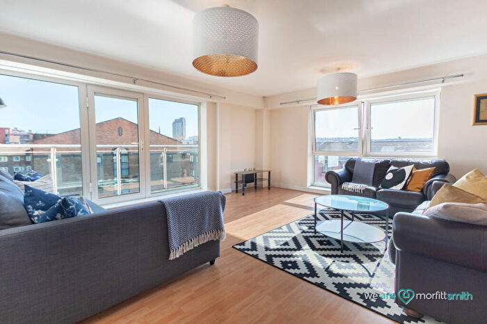 2 Bedroom Apartment To Rent In Royal Plaza, Eldon Street, Sheffield, S1