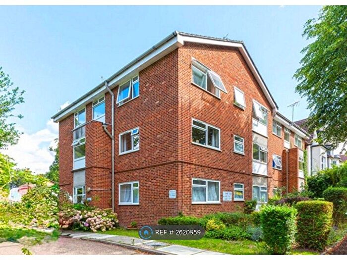 1 Bedroom Flat To Rent In Egmont Road, Sutton, SM2
